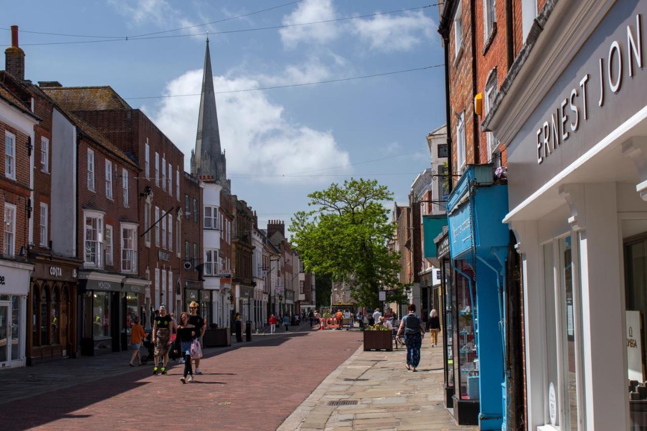 South Street Apartments Chichester Bagian luar foto