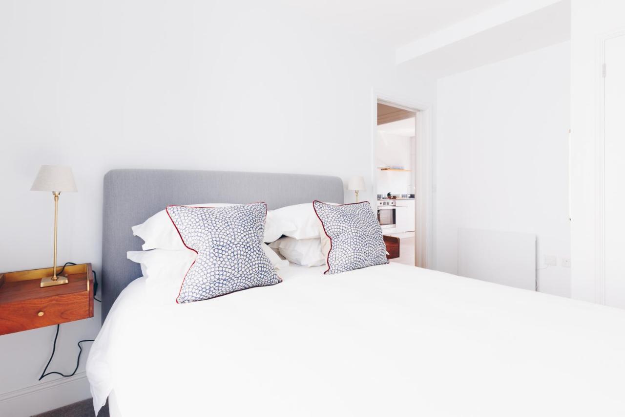 South Street Apartments Chichester Bagian luar foto