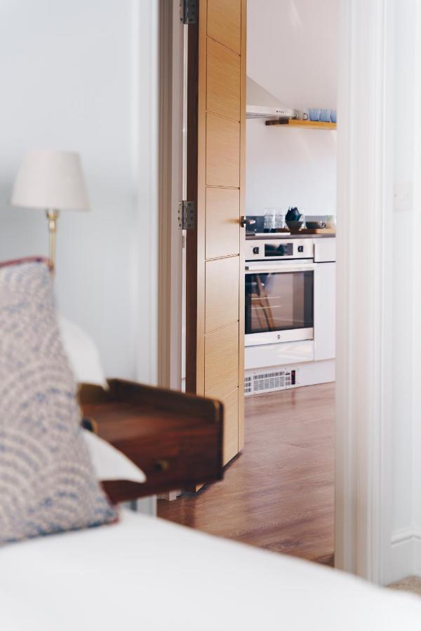 South Street Apartments Chichester Bagian luar foto