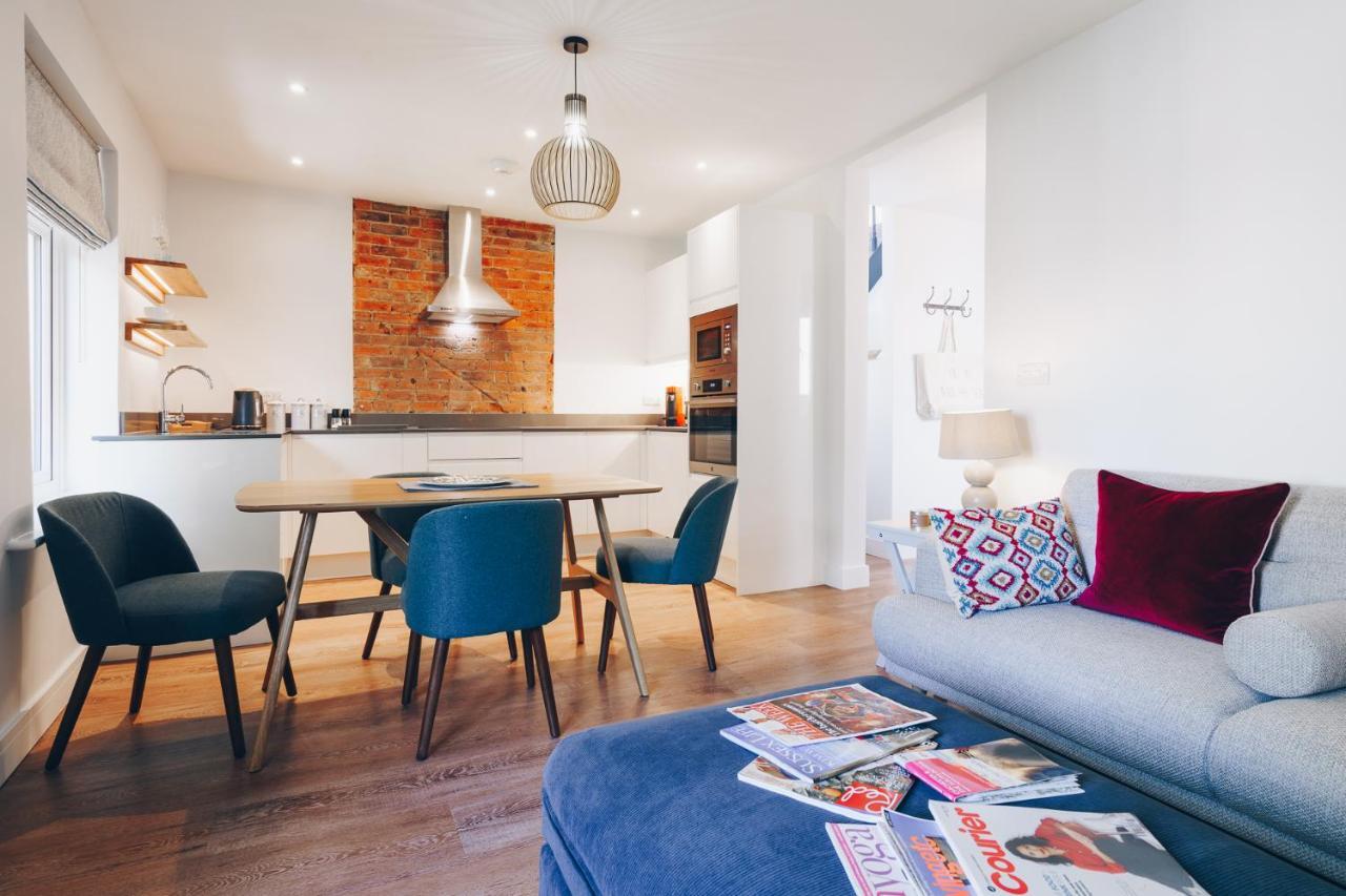 South Street Apartments Chichester Bagian luar foto
